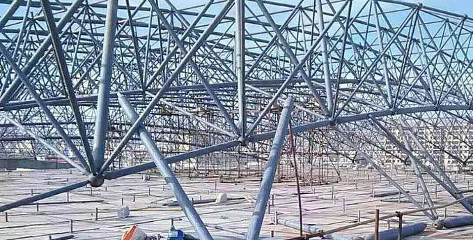 河东盘点螺栓球网架对于选材方面的4个基本恳求